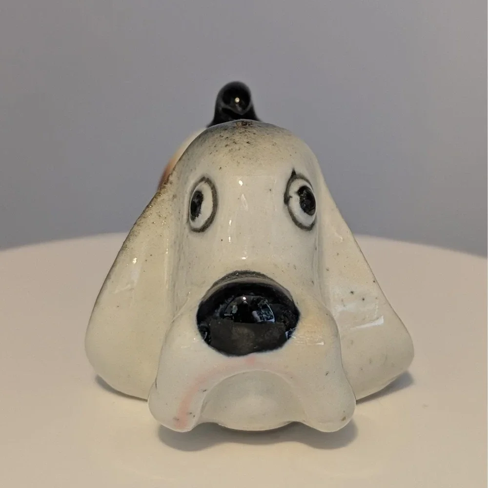 Vintage Basset Hounds Beagle Dogs Salt Pepper Shakers Big Ears Anthropomorphic